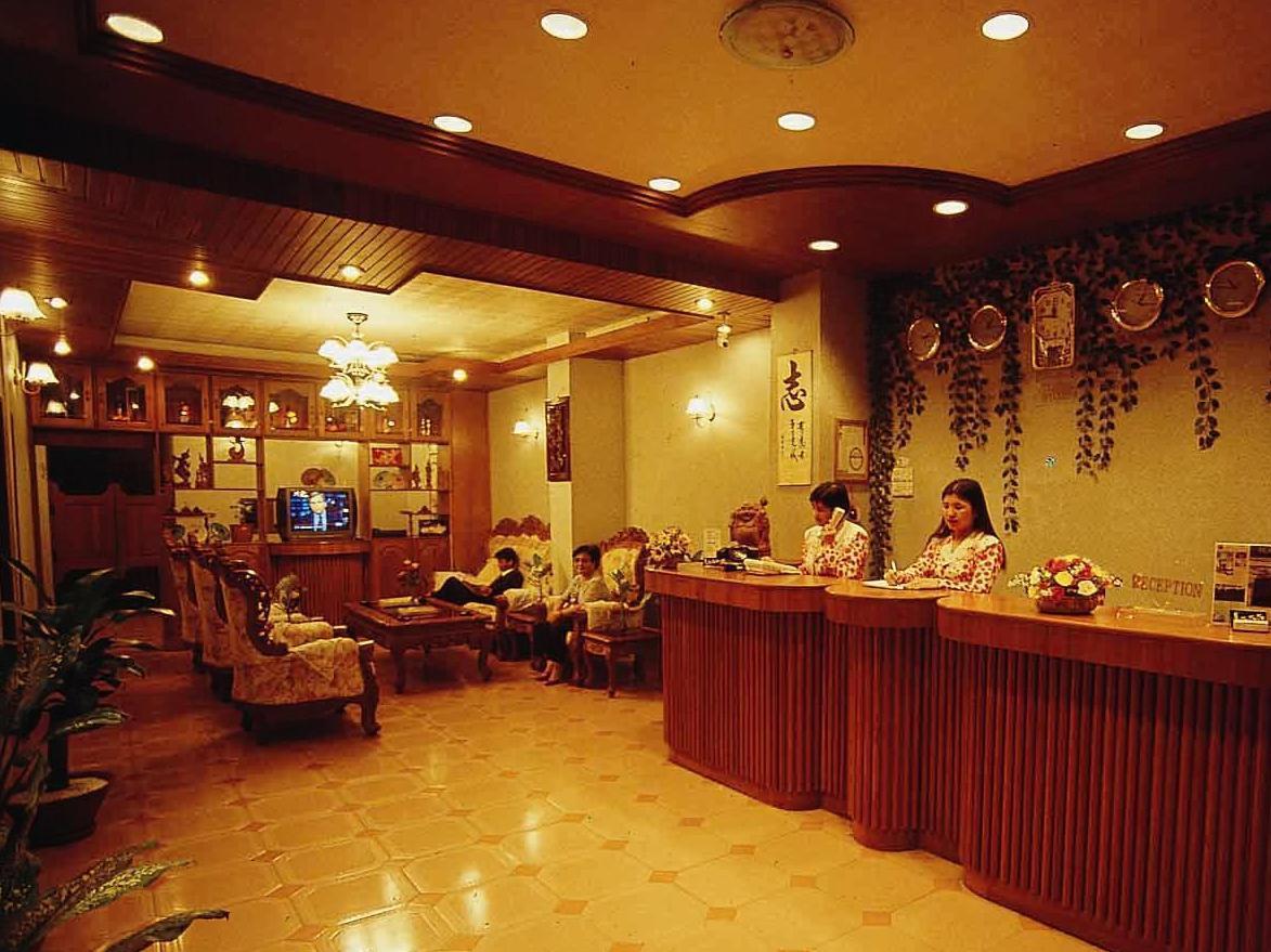 May Shan Hotel Rangoon Buitenkant foto